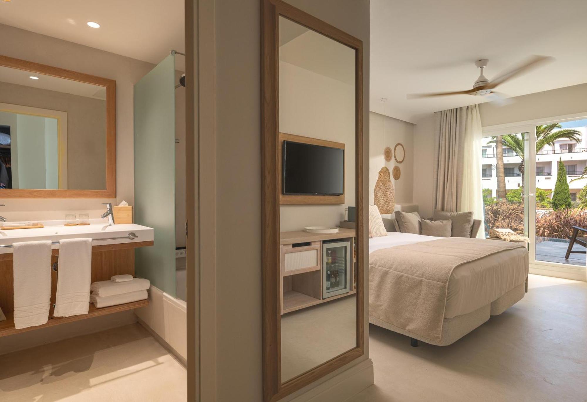 Daia Slow Beach Hotel Conil - Adults Only Recommended Кониль-де-ла-Фронтера Экстерьер фото
